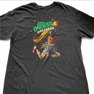 Rare Jordan Black 'King of the Skies' Graphic Tee XL